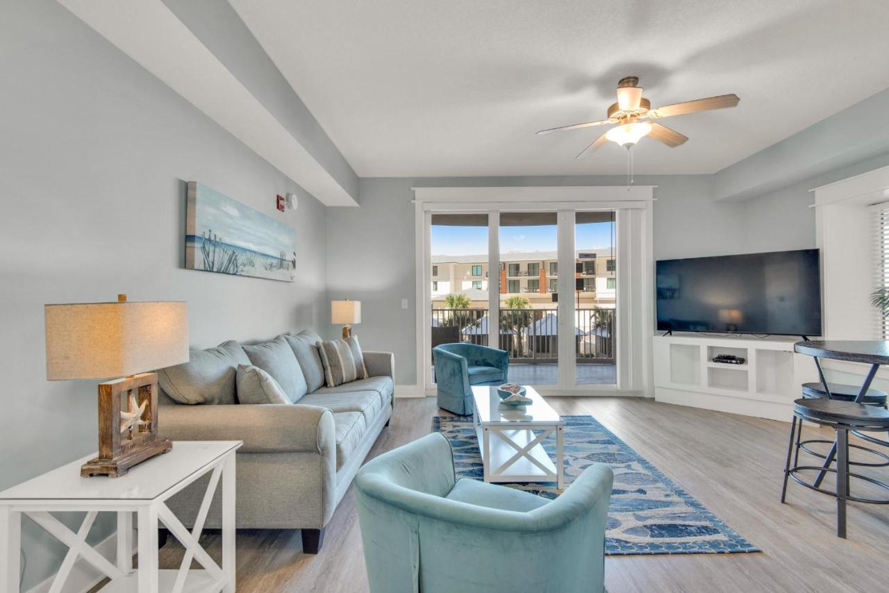 Calypso 3-205 Apartment *